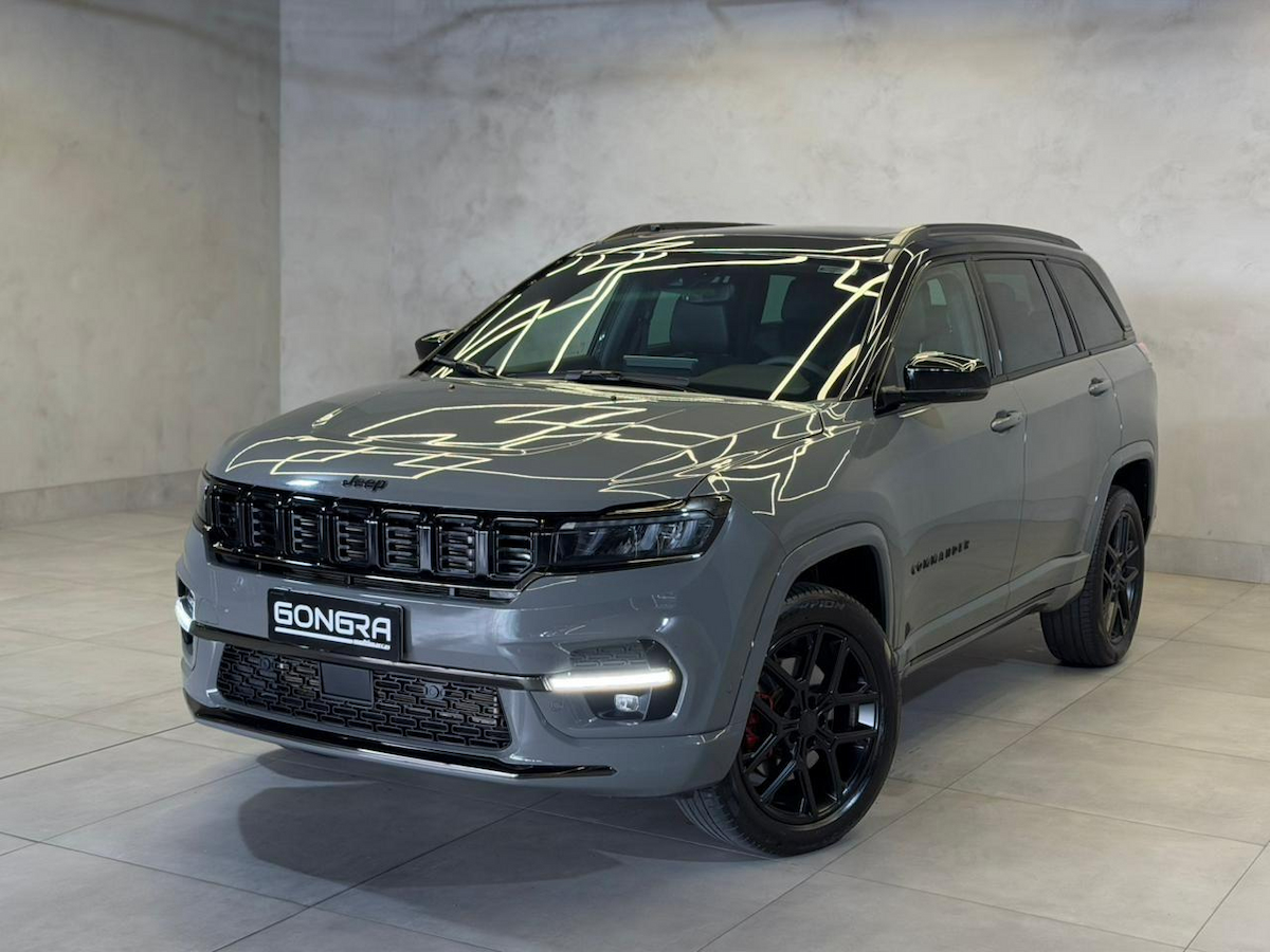 Foto do veículo JEEP COMMANDER COMMANDER BLACKHAWK 2024/2025 15.216 KM R$ 242.900,00