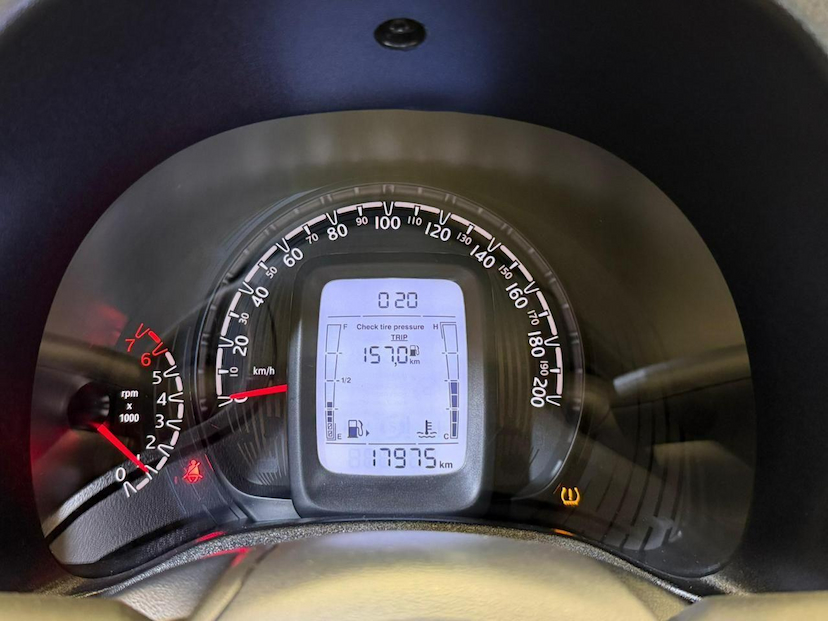 Foto do veículo FIAT MOBI  TREKKING 1.0MT 2025 17.974 KM 68.900,00