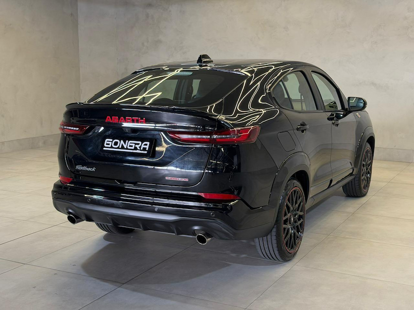 Foto do veículo FIAT FASTBACK  ABARTH 270 2025 1.061 KM 145.900,00