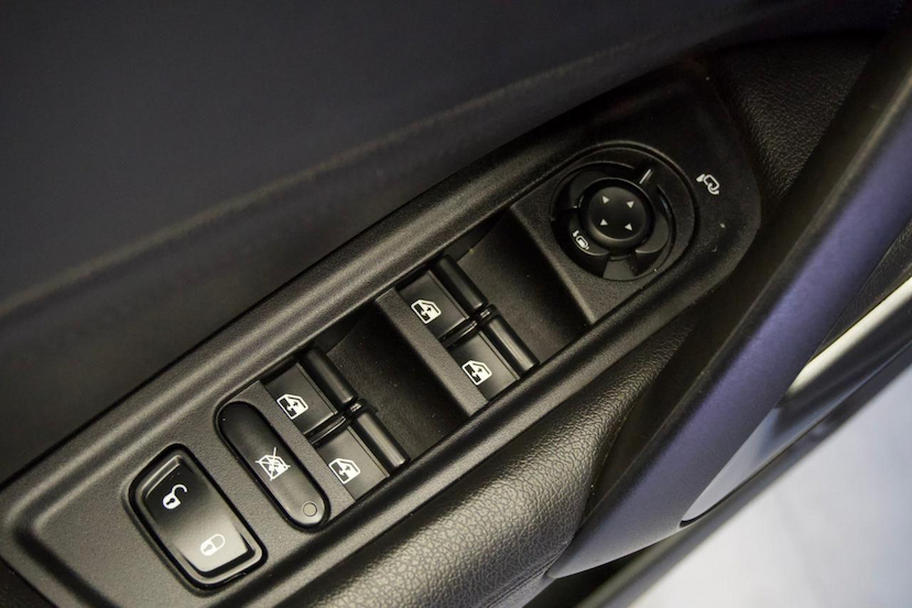 Foto do veículo FIAT TORO  BLACKJACK MULTIAIR 2.4 16V AT9 FLEX 2019 41.965 KM 104.900,00