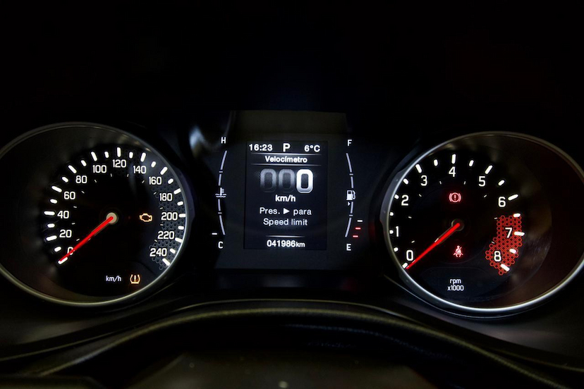 Foto do veículo FIAT TORO  BLACKJACK MULTIAIR 2.4 16V AT9 FLEX 2019 41.965 KM 104.900,00
