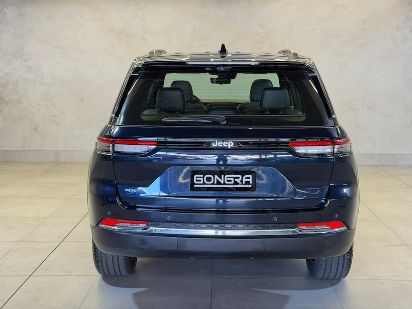 Foto do veículo JEEP CHEROKEE GRAND  4XE 2.0 T. AUT. (HIBRIDO) 2024 5.193 KM 395.900,00