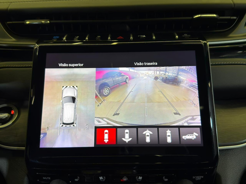 Foto do veículo JEEP CHEROKEE GRAND  4XE 2.0 T. AUT. (HIBRIDO) 2024 5.193 KM 395.900,00