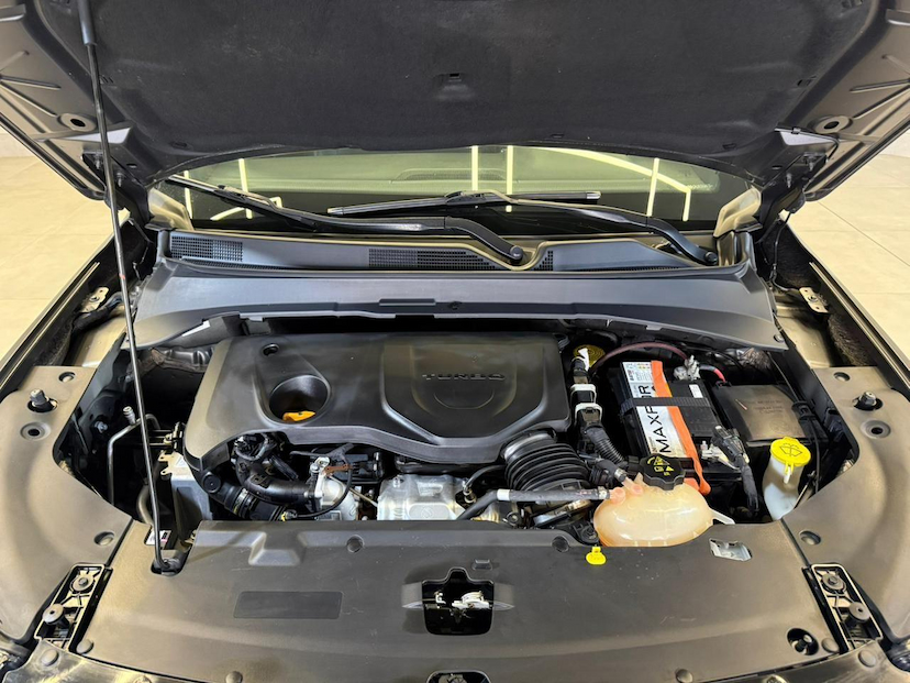 Foto do veículo JEEP COMPASS  LONG TF 2022 49.176 KM 126.900,00