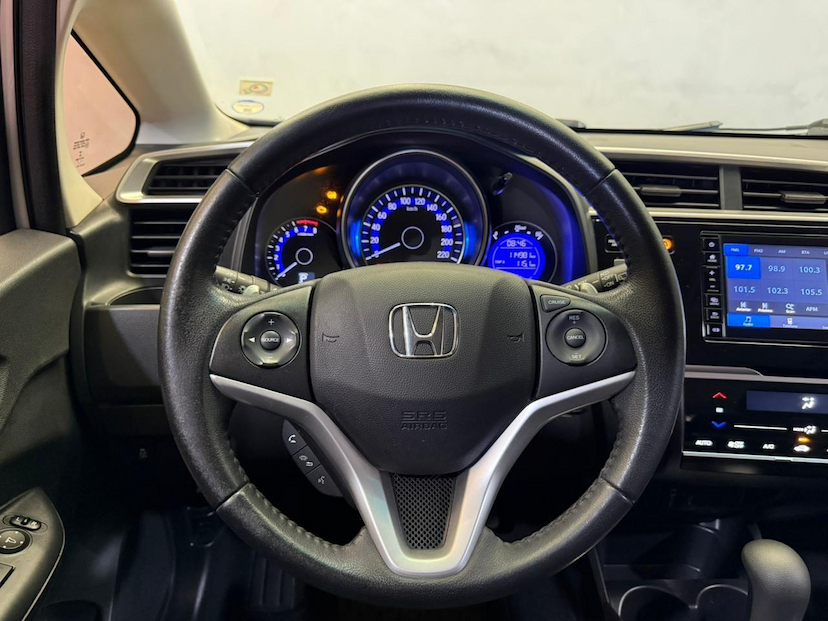 Foto do veículo HONDA FIT  EX CVT 2019 114.900 KM 83.900,00