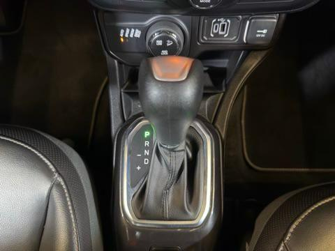 Foto do veículo JEEP RENEGADE  S T270 TURBO 2022 29.650 KM 119.900,00