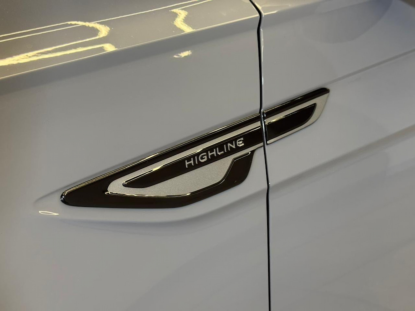 Foto do veículo VOLKSWAGEN NIVUS  LAUNCHING ED. 1.0 200 TSI FLEX AUT 2024 18.000 KM 132.900,00