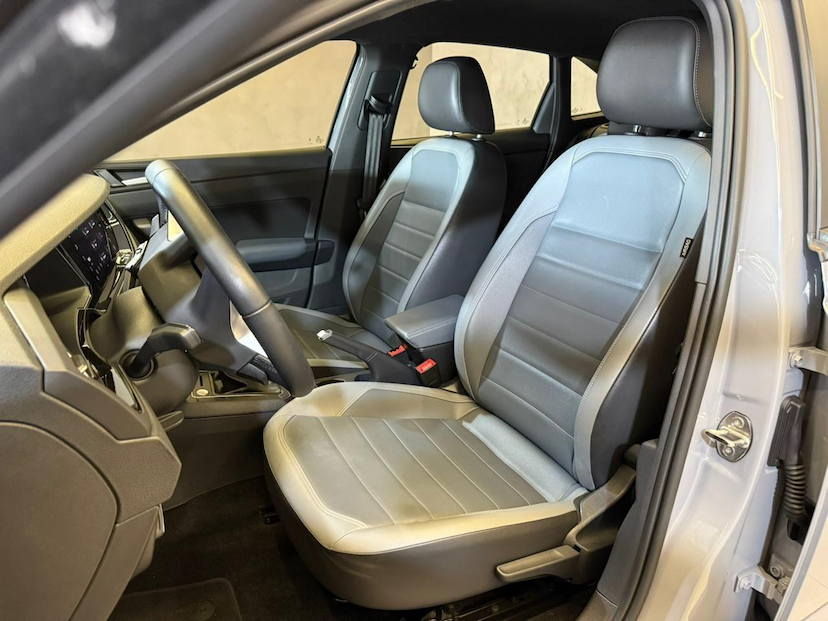 Foto do veículo VOLKSWAGEN NIVUS  LAUNCHING ED. 1.0 200 TSI FLEX AUT 2024 18.000 KM 132.900,00