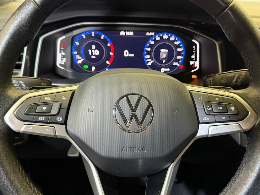 Foto do veículo VOLKSWAGEN NIVUS  LAUNCHING ED. 1.0 200 TSI FLEX AUT 2024 18.000 KM 132.900,00