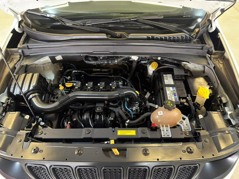 Foto do veículo JEEP RENEGADE  1.8 AUTOM. 2021 37.071 KM 81.900,00