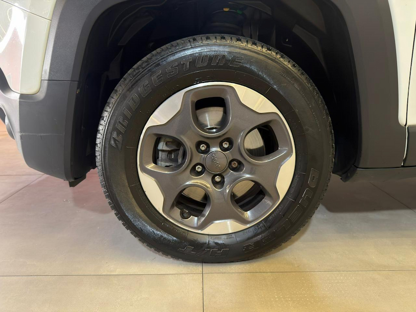 Foto do veículo JEEP RENEGADE  1.8 AUTOM. 2021 37.071 KM 81.900,00