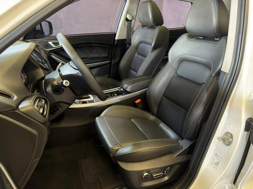 Foto do veículo CAOA CHERY TIGGO 7  TXS 1.5 16V TURBO FLEX AUT. 2022 43.149 KM 105.900,00