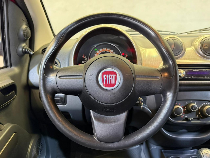 Foto do veículo FIAT UNO  WAY 1.4 2014 109.000 KM 39.900,00