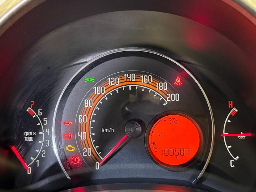 Foto do veículo FIAT UNO  WAY 1.4 2014 109.000 KM 39.900,00