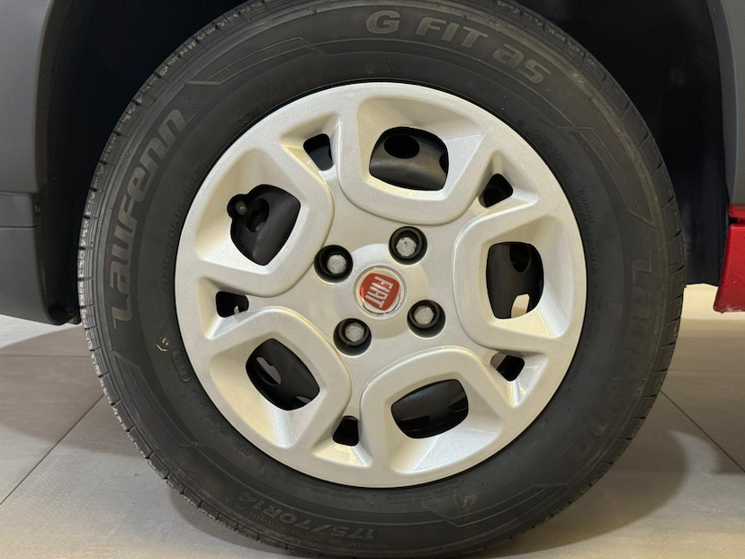 Foto do veículo FIAT UNO  WAY 1.4 2014 109.000 KM 39.900,00
