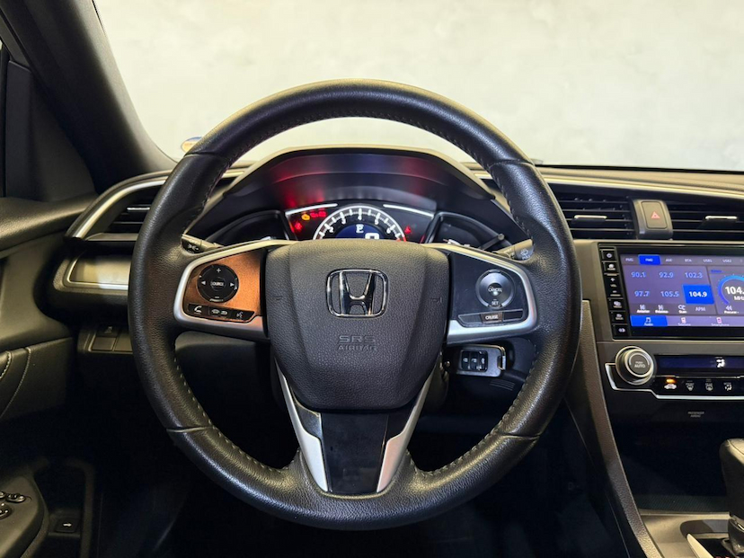 Foto do veículo HONDA CIVIC  EX CVT 2018 106.069 KM 105.900,00