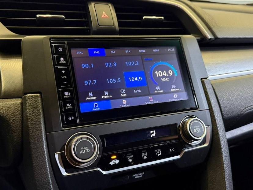 Foto do veículo HONDA CIVIC  EX CVT 2018 106.069 KM 105.900,00