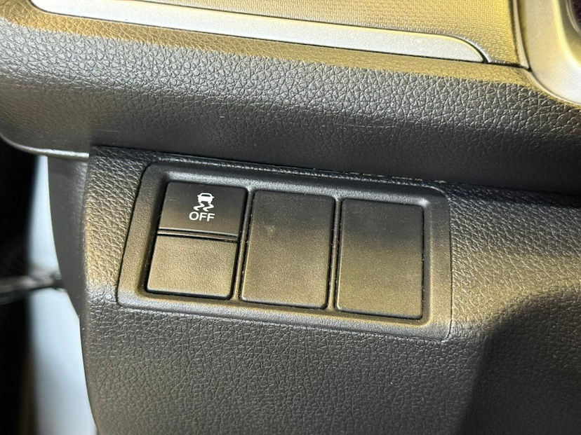Foto do veículo HONDA CIVIC  EX CVT 2018 106.069 KM 105.900,00