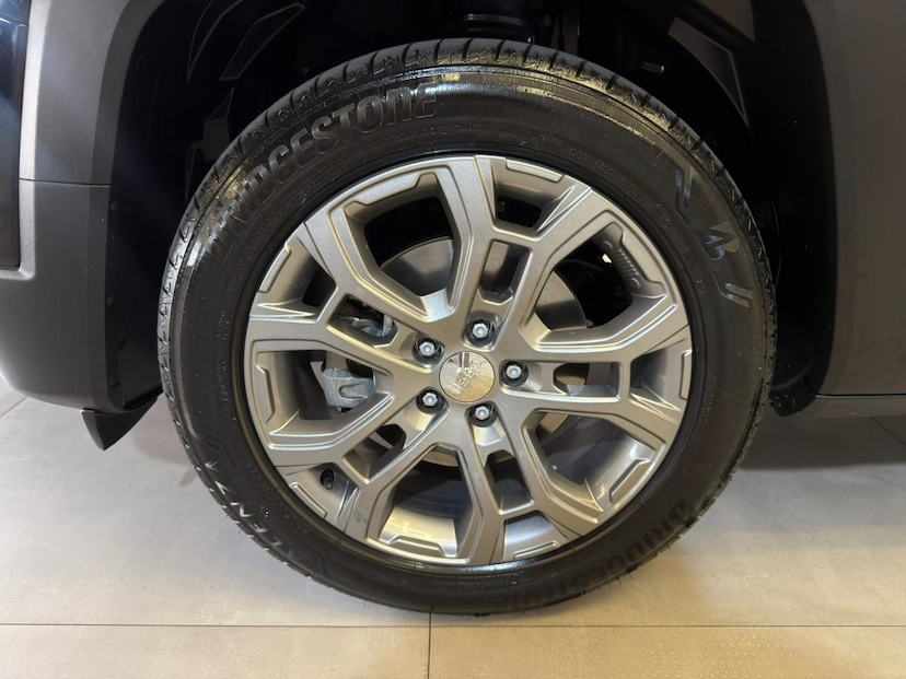 Foto do veículo JEEP RENEGADE  LONGITUDE T270 1.3 TB 4X2 FLEX AUT 2025 9.078 KM 126.900,00