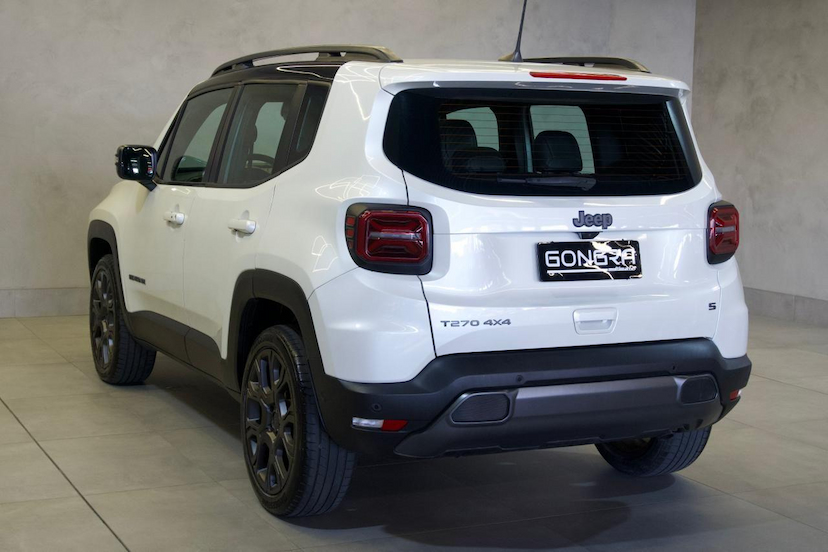 Foto do veículo JEEP RENEGADE  S T270 FLEX 4X4 2023 34.109 KM 119.900,00