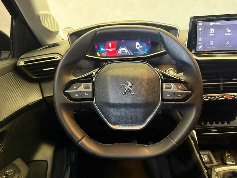 Foto do veículo PEUGEOT 208  GRIFF T200 2024 13.725 KM 99.900,00