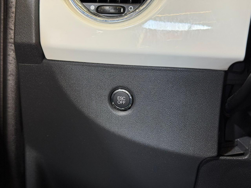 Foto do veículo FIAT 500  CULT DUAL 2014 75.288 KM 52.900,00