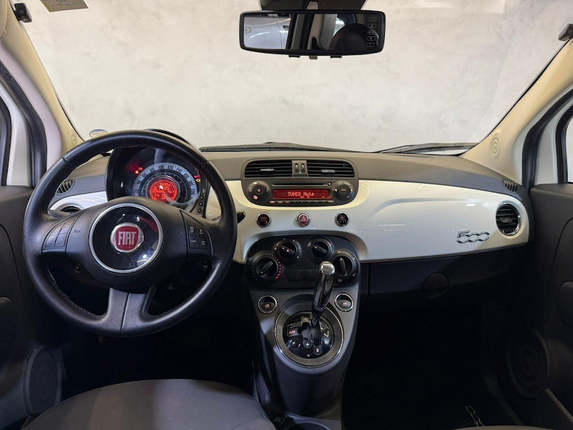 Foto do veículo FIAT 500  CULT DUAL 2014 75.288 KM 52.900,00