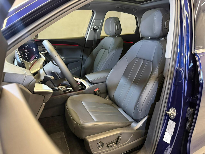 Foto do veículo AUDI Q5  SPORTBACK ADVANCED 2.0 TFSI QUATTRO S-TRONIC 2025 897 KM 409.900,00