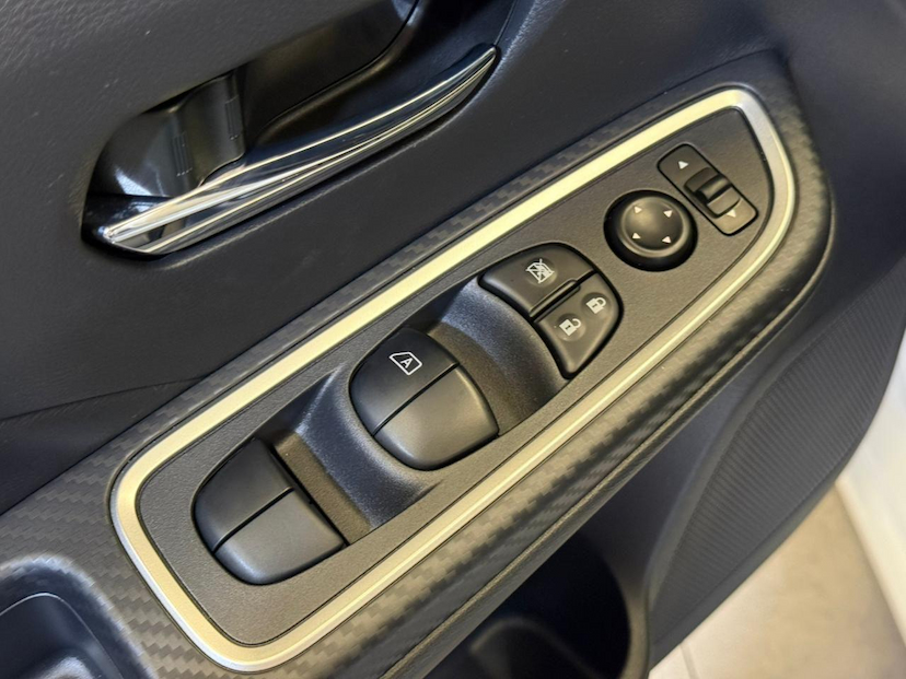 Foto do veículo NISSAN VERSA  EXCL CVT 2025 1.516 KM 124.900,00