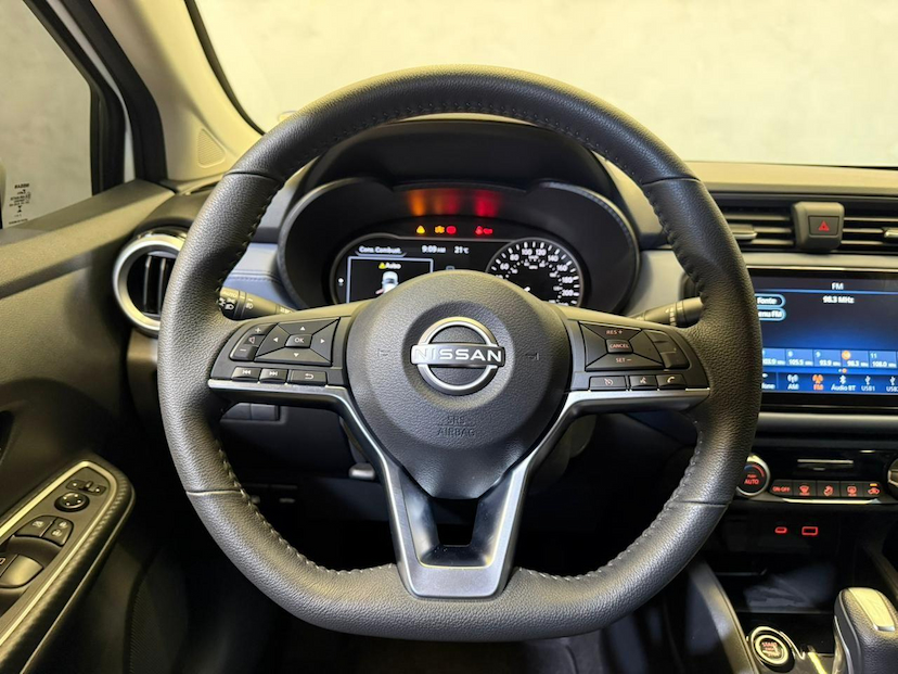 Foto do veículo NISSAN VERSA  EXCL CVT 2025 1.516 KM 124.900,00