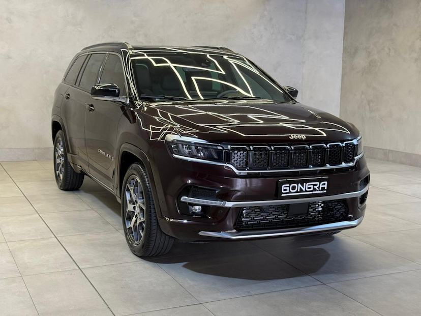 Foto do veículo JEEP COMMANDER  OVR T270 2022 22.440 KM 166.900,00