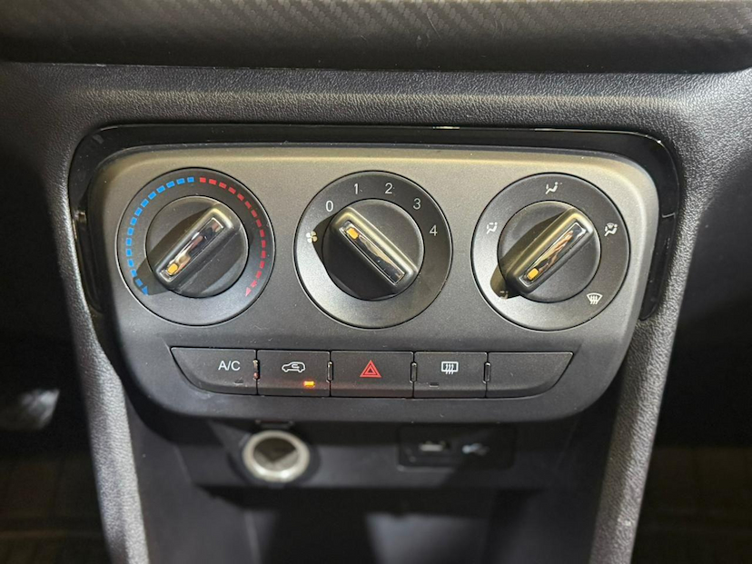 Foto do veículo CAOA CHERY TIGGO 2  1.5 LOOK 2022 47.000 KM 69.900,00