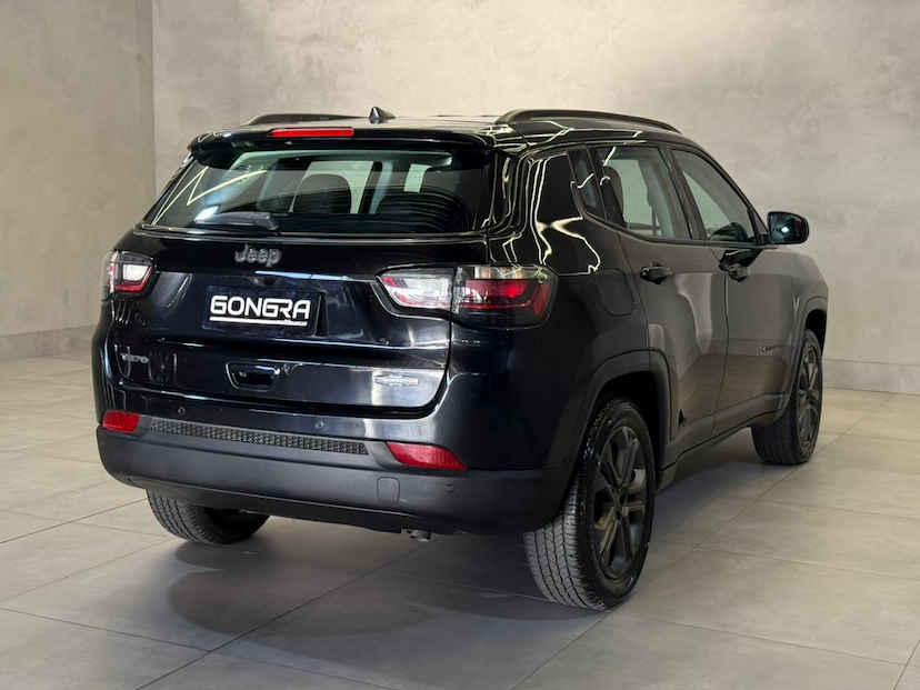 Foto do veículo JEEP COMPASS  LONG TF 2024 28.854 KM 139.900,00