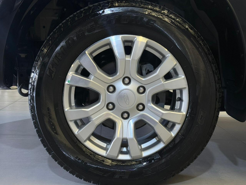 Foto do veículo FORD RANGER  XLTCD4A32C 2020 126.950 KM 152.900,00