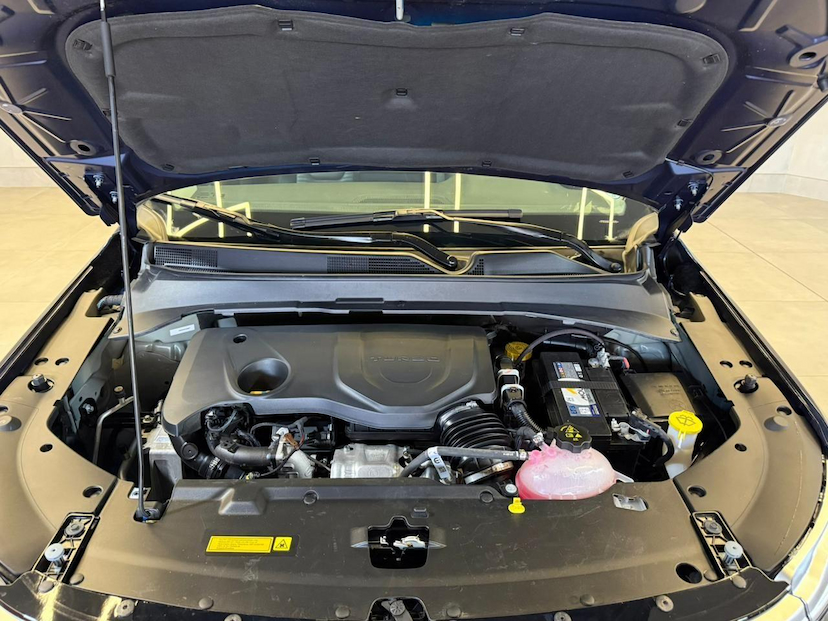 Foto do veículo JEEP COMMANDER  LIMITED T270 TURBO FLEX 2023 11.768 KM 158.900,00