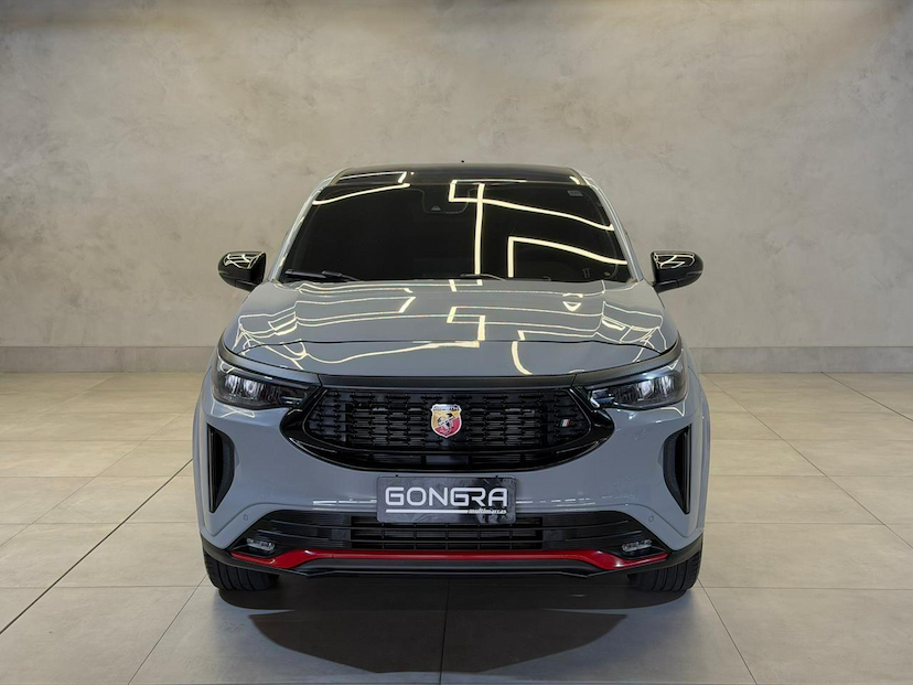 Foto do veículo FIAT FASTBACK  ABARTH 270 2025 17.988 KM 143.900,00