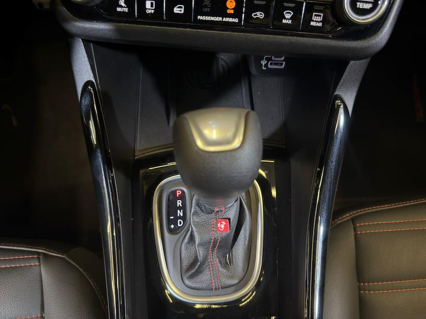 Foto do veículo FIAT FASTBACK  ABARTH 270 2025 17.988 KM 143.900,00