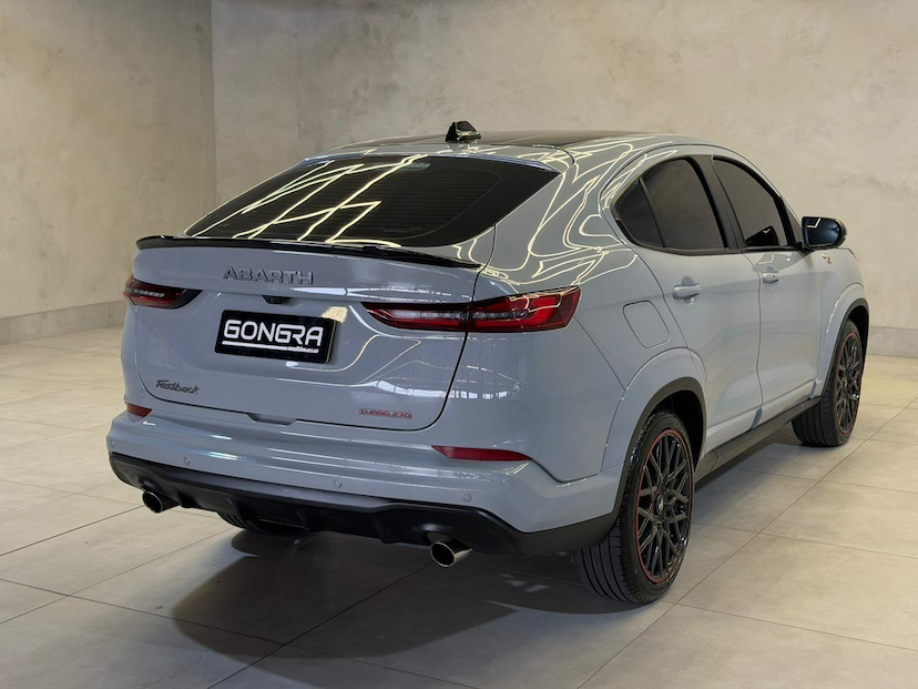Foto do veículo FIAT FASTBACK  ABARTH 270 2025 17.988 KM 143.900,00