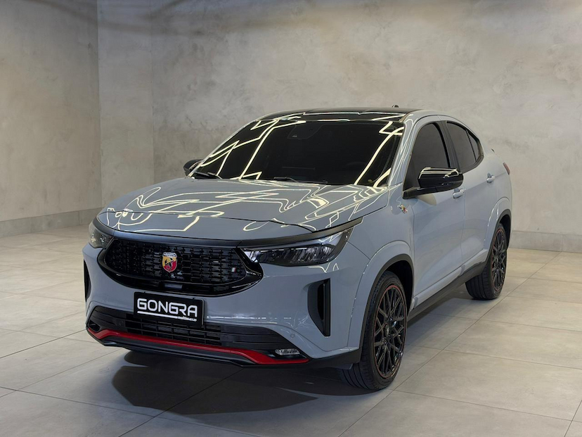 Foto do veículo FIAT FASTBACK  ABARTH 270 2025 17.988 KM 143.900,00