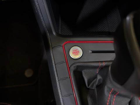 Foto do veículo VOLKSWAGEN POLO  GTS AD 2024 17.400 KM 129.900,00