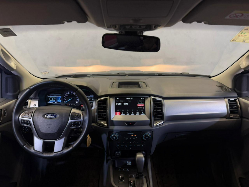 Foto do veículo FORD RANGER  LIMITED CD 4X4 AUTOMÁTICO 2019 111.730 KM 154.900,00