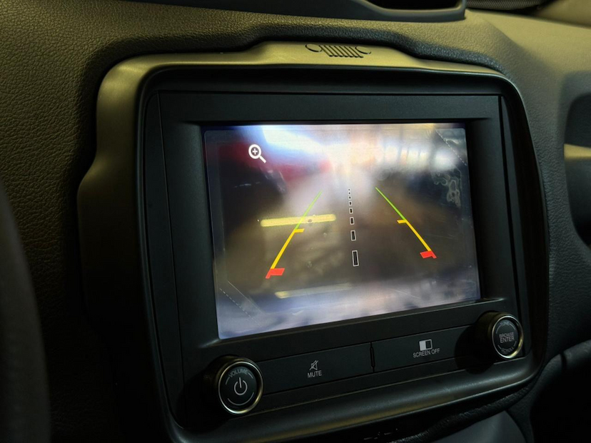 Foto do veículo JEEP RENEGADE  SPT T270 2024 11.642 KM 106.900,00