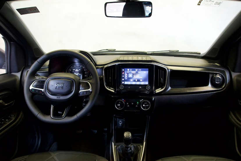 Foto do veículo FIAT STRADA  VOLCANO 1.3 FLEX 8V CD 2025 2.371 KM 119.900,00