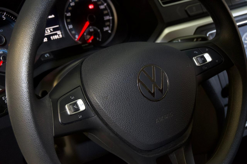 Foto do veículo VOLKSWAGEN SAVEIRO  TRENDLINE CS 1.6 MSI TOTAL FLEX 2024 57.150 KM 88.900,00