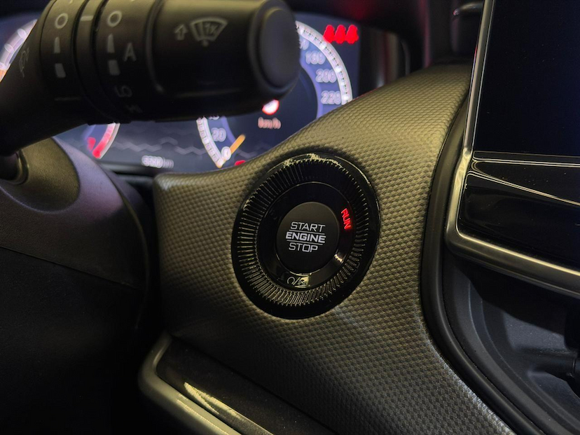 Foto do veículo JEEP COMPASS  LONG. T270 1.3 TB 4X2 FLEX AUT. 2025 5.472 KM 152.900,00