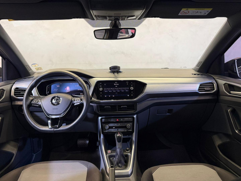 Foto do veículo VOLKSWAGEN T-CROSS T CROSS CL TSI AD 2020 80.645 KM 104.900,00