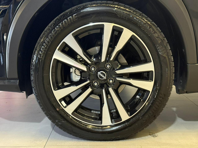 Foto do veículo NISSAN KICKS  ADVANCE 1.6 16V FLEX AUT. 2025 8.104 KM 116.900,00