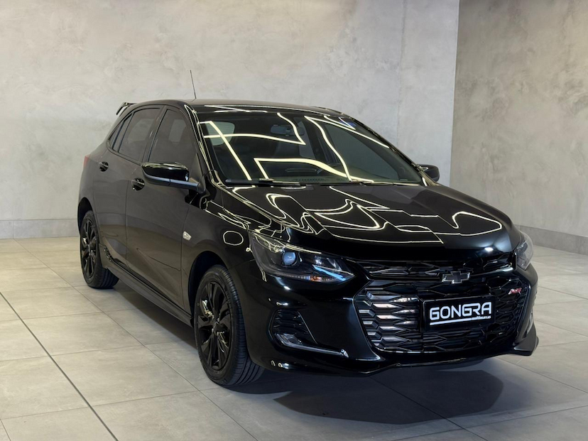 Foto do veículo CHEVROLET ONIX  10TAT RS 2023 58.360 KM 86.900,00