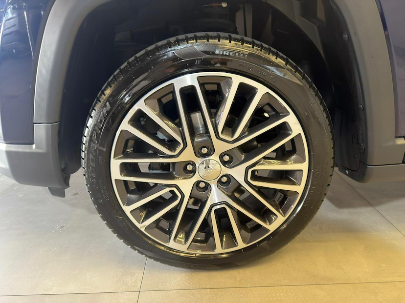 Foto do veículo JEEP COMPASS  LIMITED T270 1.3 TB 4X2 FLEX AUT 2024 22.334 KM 144.900,00