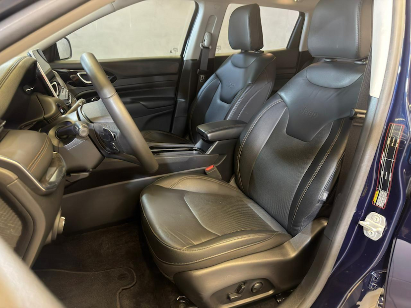 Foto do veículo JEEP COMPASS  LIMITED T270 1.3 TB 4X2 FLEX AUT 2024 22.334 KM 144.900,00